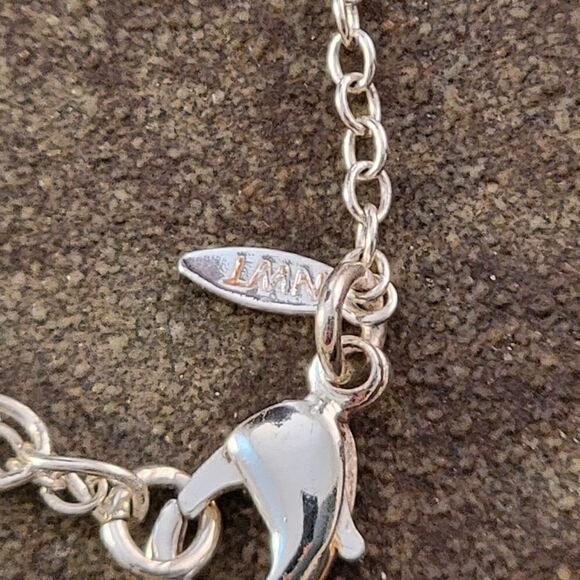 Clear Crystal Round Long Openwork Pendant Necklace - Picture 7 of 7